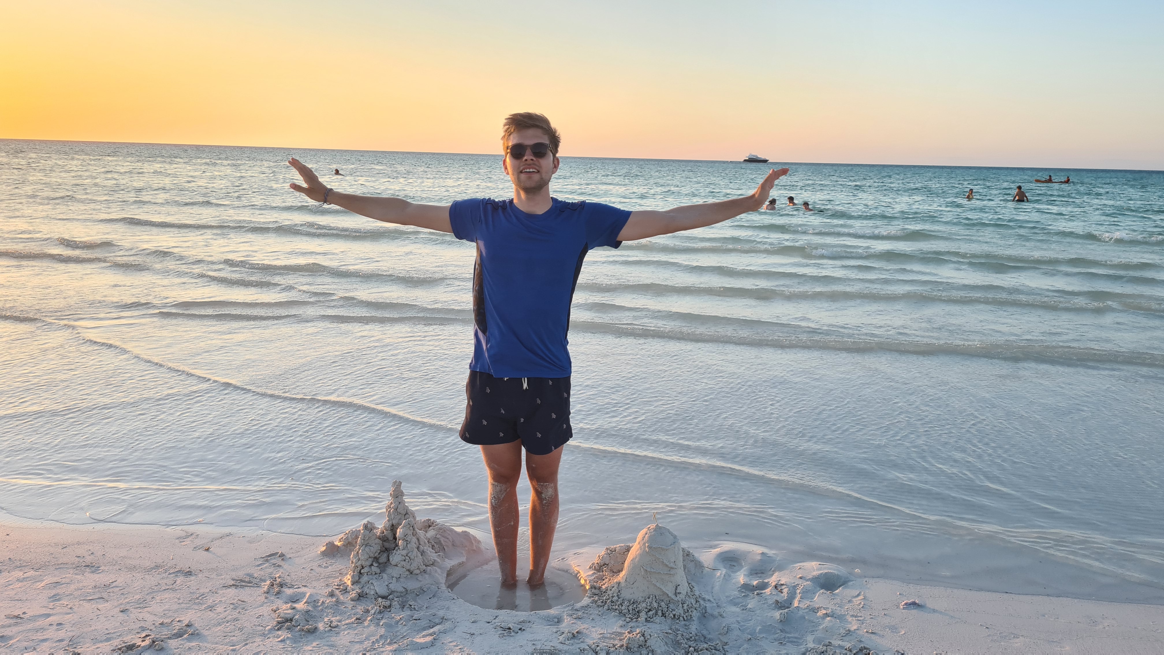 Max am Strand