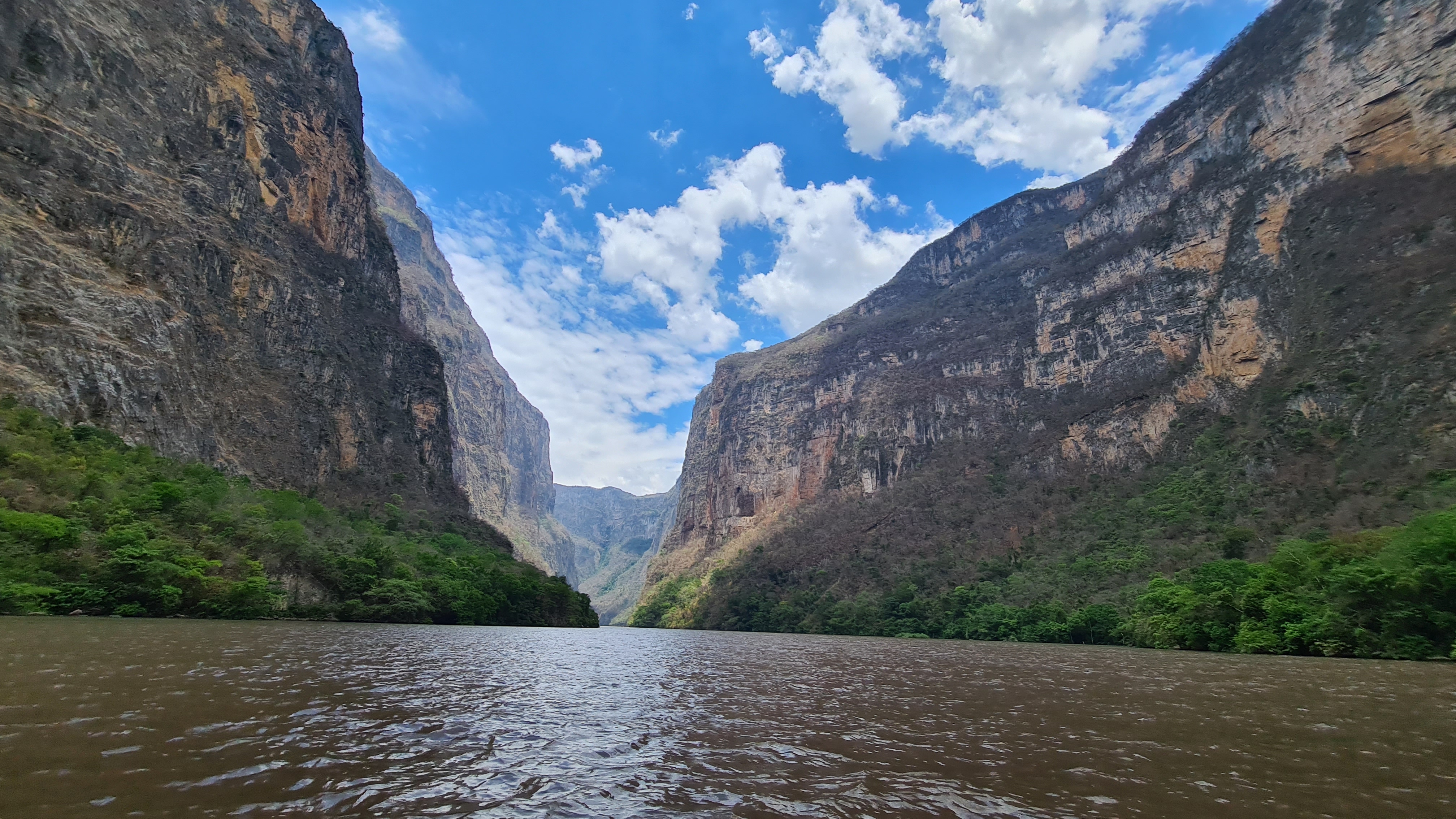 Canyon 2